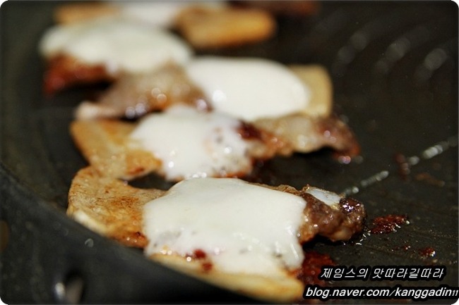 치즈삼겹살 이미지
