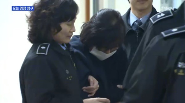 최순실인가? 아닌가? 구분좀 | 인스티즈