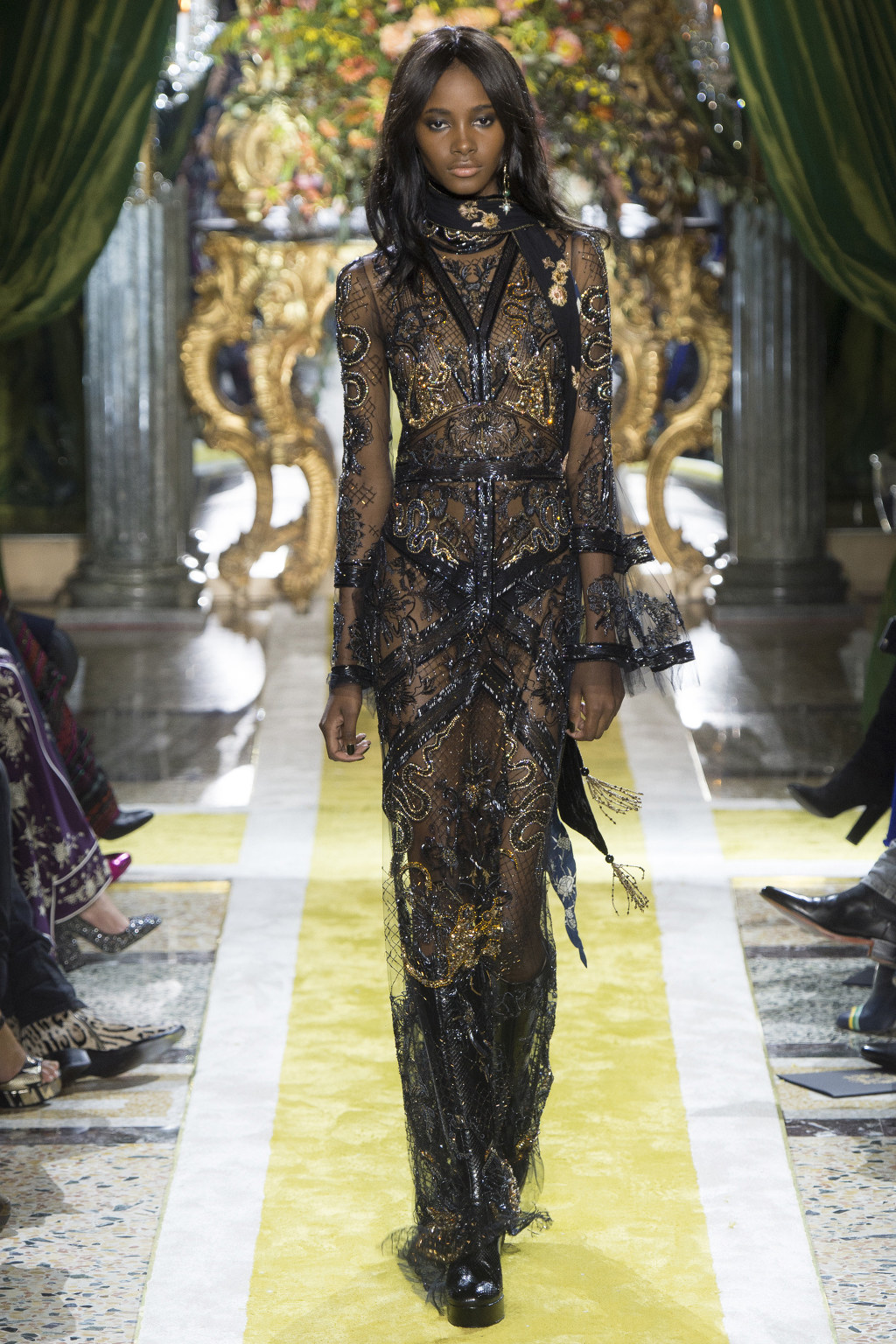 Roberto Cavali 2016 FallWinter RTW Milan | 인스티즈