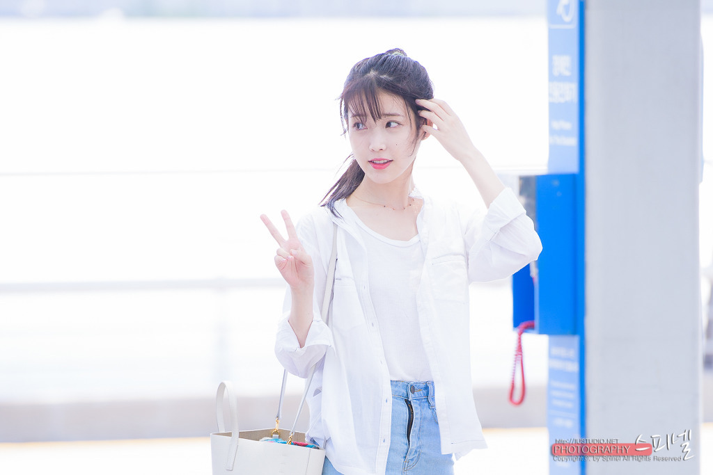 [16.07.23] 중국 팬미팅 아이유.jpg | 인스티즈