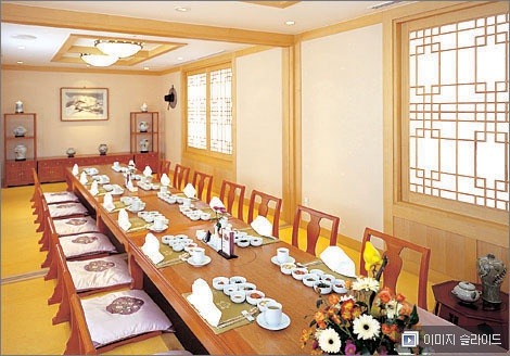 대한민국 유일 도술학교 호국와투(護國訛鬪) 입학허가서 받은 언니들한테 입학팁 찐다!! | 인스티즈