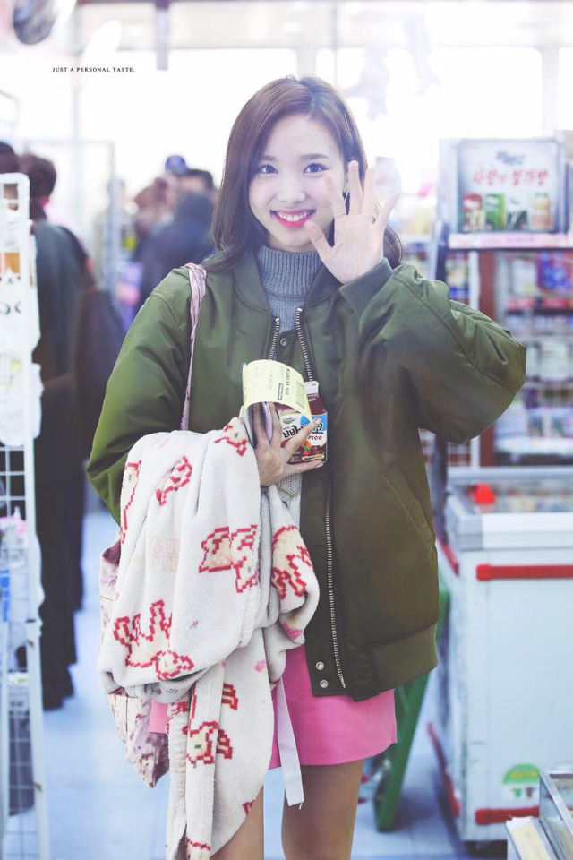 섹시해지고싶은 나연이 ㅋㅋㅋㅋㅋ | 인스티즈