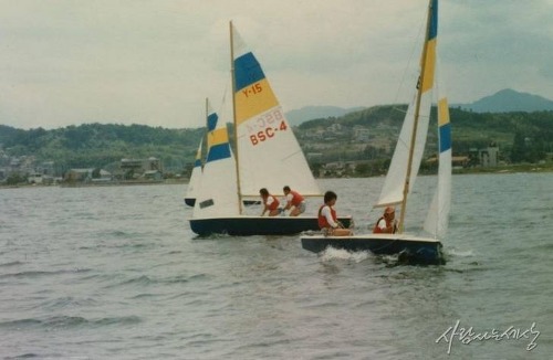 한 정치인의 충격적인 요트 사건 | 인스티즈