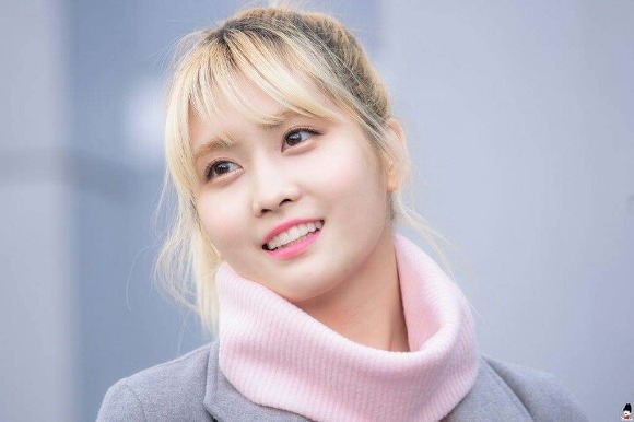 1. 치킨 좋아하는 모모 VS 2. 족발 좋아하는 모모 | 인스티즈