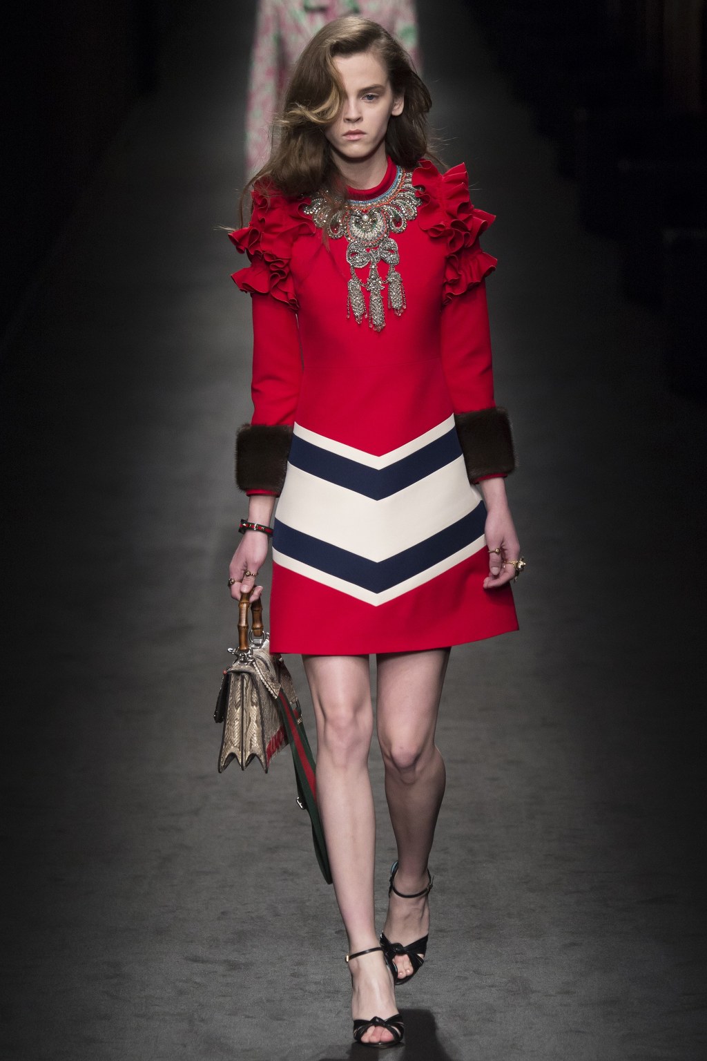 재미로 보는 Gucci 디자이너 교체 후 변화 | 인스티즈