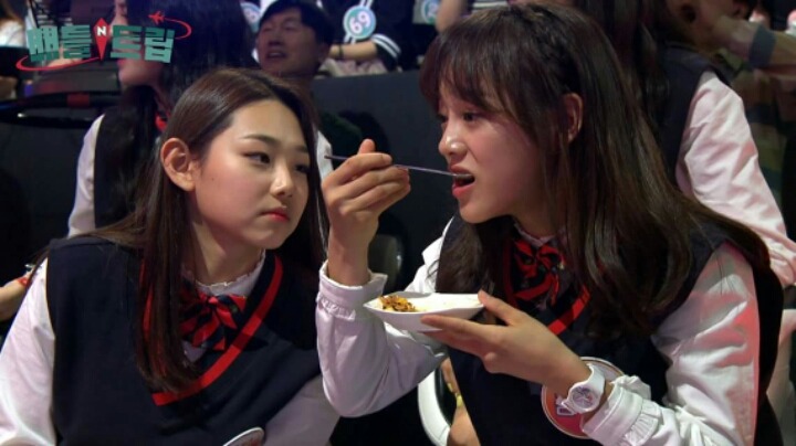 언제나 배고파 보이는 아이오아이 강미나 | 인스티즈