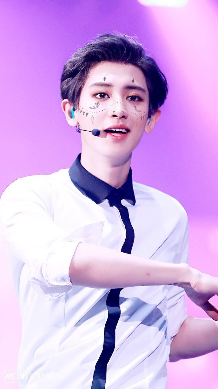 불과 3개월전에 유행하던 메이크업 어플 | 인스티즈