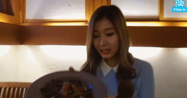 [트와이스] 그냥 원래 그런애였던 사나 과거.jpg | 인스티즈