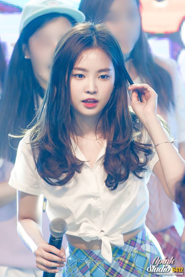 나은이 옆태 | 인스티즈