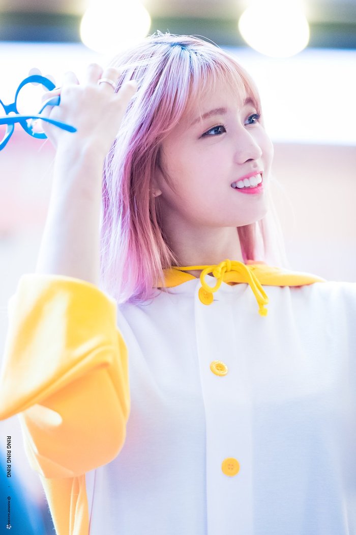 모모F 이미지