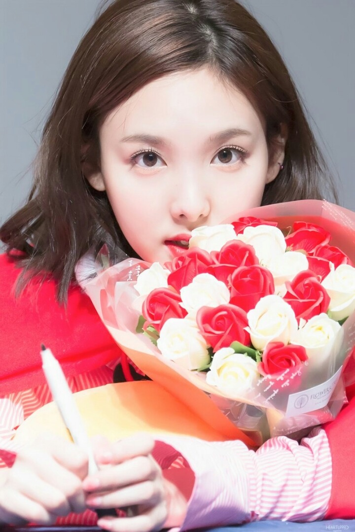 [트와이스] 베스킨라빈스 모델 같은 나연이 | 인스티즈