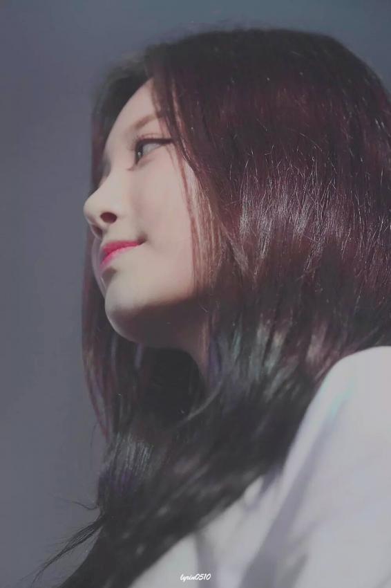 초 근접 유라.JPG | 인스티즈