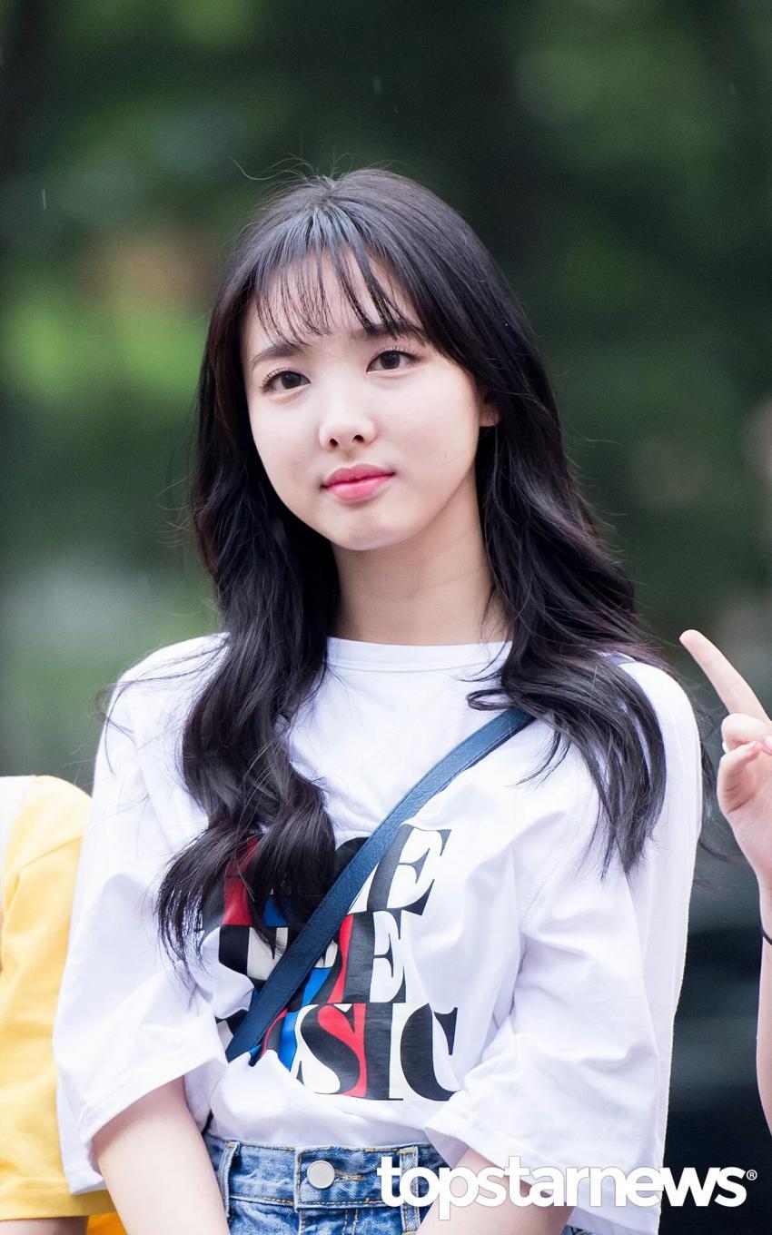 [트와이스] 뮤뱅 출근길 | 인스티즈