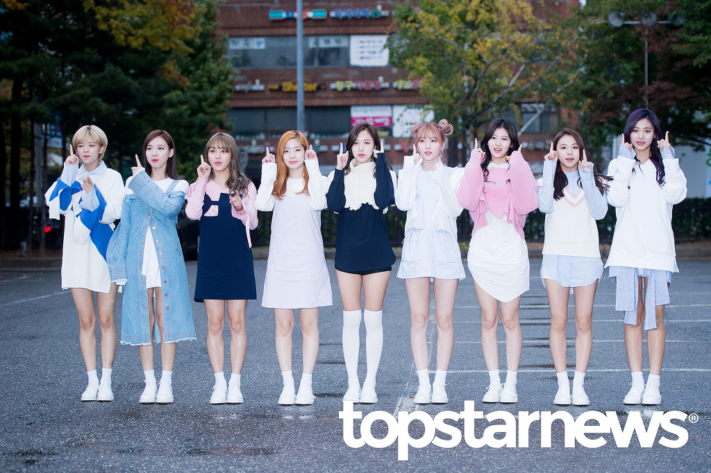 [트와이스] 뮤직뱅크 출근길 멤버들 톱스타뉴스 기사사진 | 인스티즈