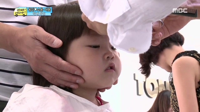 [아어가] 3살이라는게 믿겨지지 않을 정도로 잘 울지 않는 다윤이 | 인스티즈