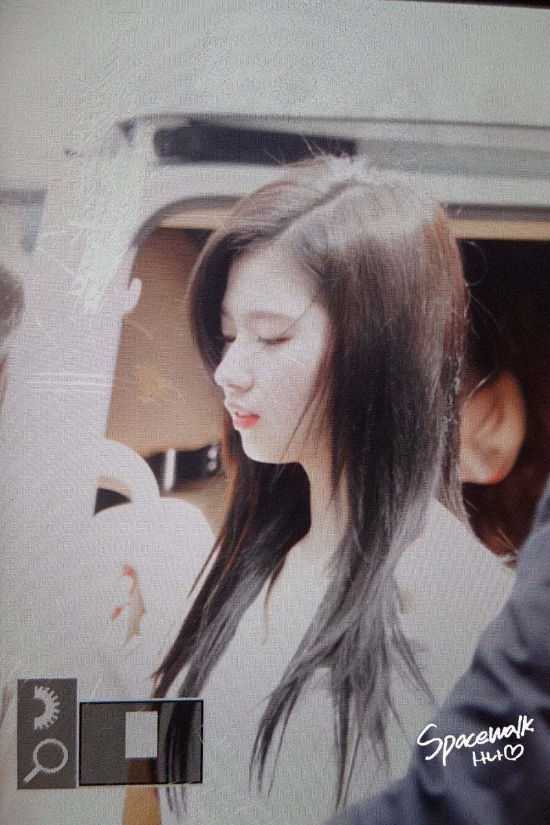 [트와이스] 서서 졸았던 사나 .jpg | 인스티즈