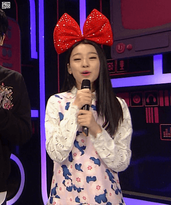 [인기가요] 어제자 이수민 MC컷.gif | 인스티즈