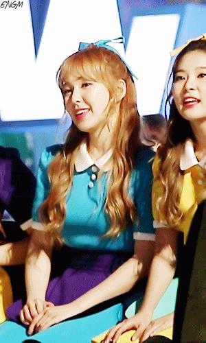 역장님이 취임 기념 취향 저격 레드벨벳.jpgif | 인스티즈