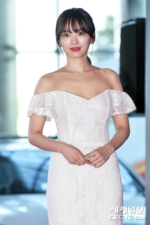 백상예술대상에서 천우희.jpgif | 인스티즈