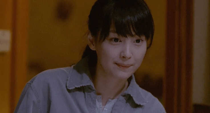 보면 이나영한테 안 반하고 못배기는 영화.GIF | 인스티즈