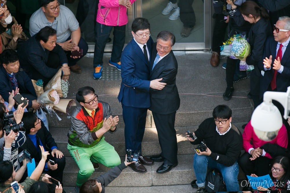광주는 문재인을 허벌나게 사랑합니다.JPG | 인스티즈