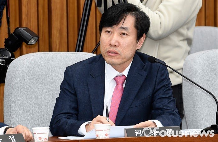 김성태 위원장이 말하는 청문회에서 잘한 의원 | 인스티즈