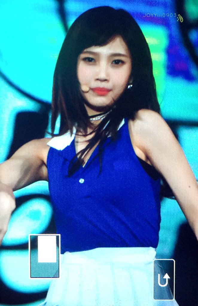 오늘자 흑발하고 미모 대박리즈 찍은 조이 ㄷㄷ | 인스티즈