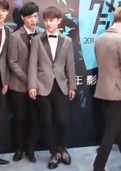여자들은 모르는 남자들의 흔한 장난.gif | 인스티즈