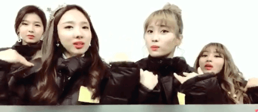 오늘자 트와이스 V앱 움짤모음 | 인스티즈