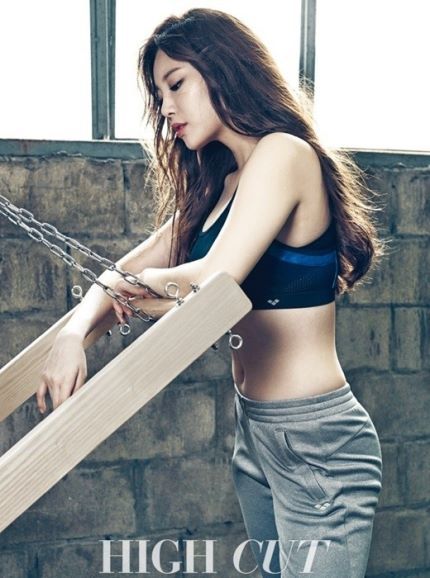 유라 새 하이컷 화보.JPG | 인스티즈