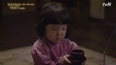 [응답하라1988] 응팔의 핵귀요미 담당 진주 - 01.gif | 인스티즈