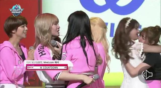 오늘자 트와이스 첫 1위의 우연성.jpg | 인스티즈