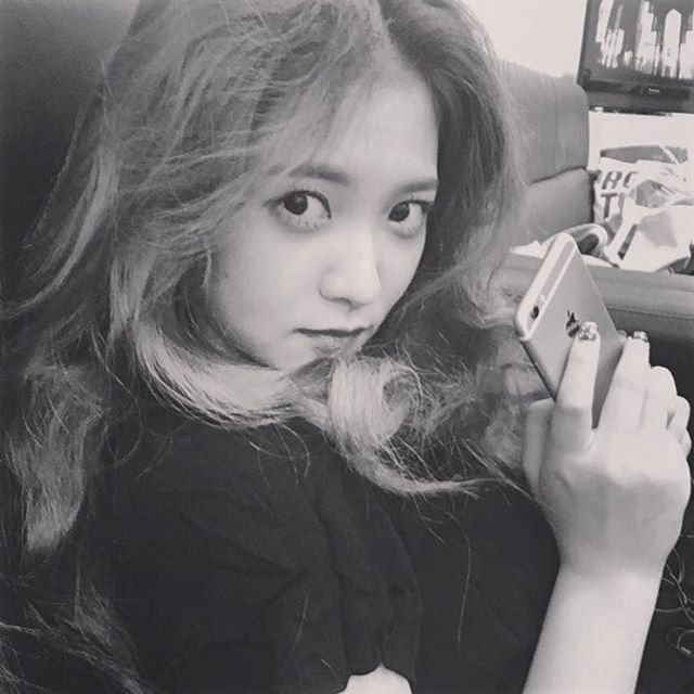 [레드벨벳] 언니미 낭낭한 예리 셀카 인스타 업뎃.jpg | 인스티즈