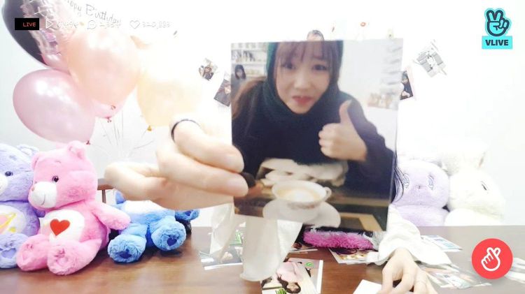 친언니가 찍어준 사진들 자랑하는 러블리즈 수정이.jpg | 인스티즈