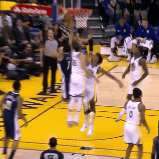 수비 입장에선 침.gif | 인스티즈