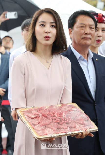 오늘자 한혜진 (a.k.a 시온이 어머님).jpg | 인스티즈