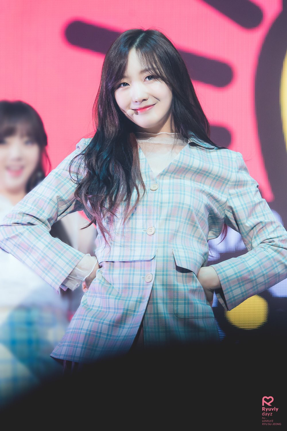 [러블리즈] 퇴근시간이 다가와서 수정이 | 인스티즈