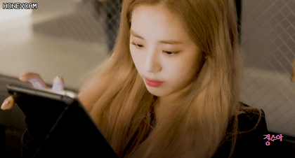 프로미스나인 LOVE BOMB Recording Behind.GIF | 인스티즈