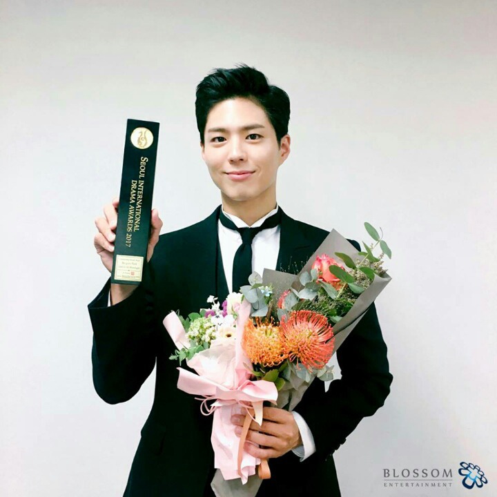 박보검 쓰리피스 수트 코디 수준.JPG | 인스티즈
