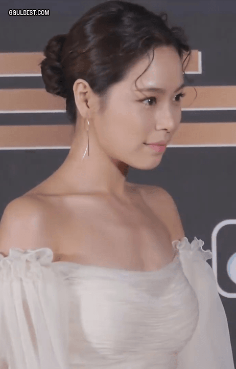 배우 홍아름 드레스.gif | 인스티즈