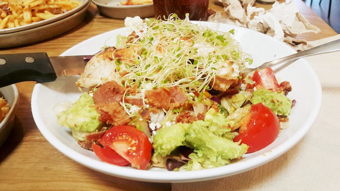 천조국의 조촐한 한끼식사 | 인스티즈