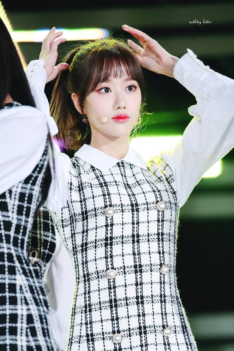 상큼하게 이쁜 에이프릴 이나은.jpgif | 인스티즈