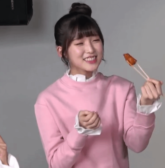 치킨 섹시하게 먹는법 | 인스티즈