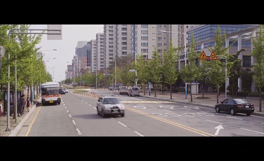 강산맨션 102호에는 살인마가 살고있다. ＜영화＞ 이웃사람 14 | 인스티즈