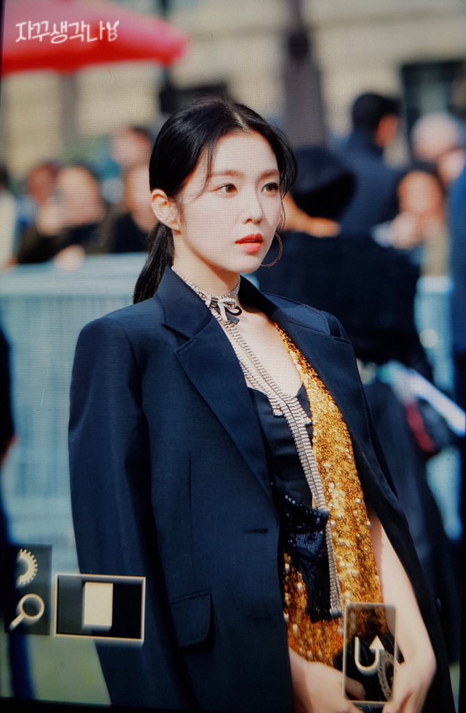 파리 패션위크에 참석중인 레드벨벳 아이린.jpgif | 인스티즈