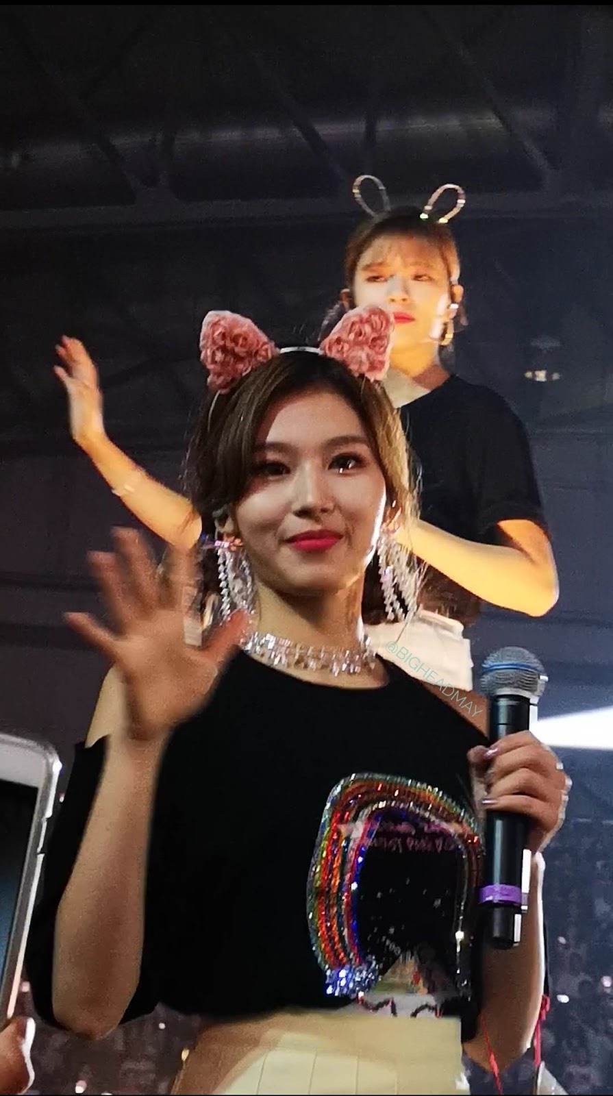 초근접으로 보는 사나.jpgif | 인스티즈