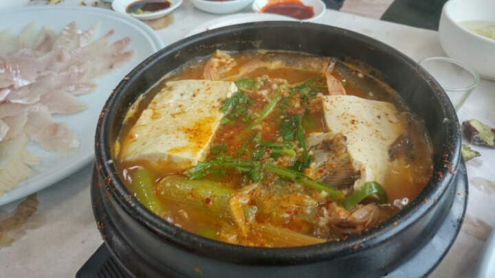 팔성횟집 이미지