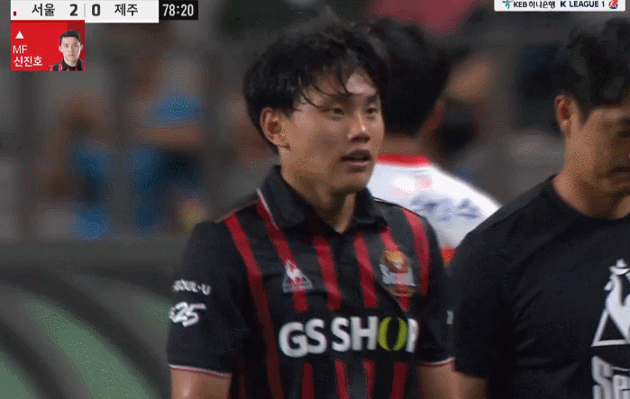 감독이 되서도 을용타 시전하는 이을용감독.gif | 인스티즈