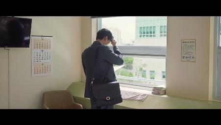 나에게만 그녀가 보이기 시작했다. 천우희 김남길 주연 ＜영화 어느날＞ 01 | 인스티즈