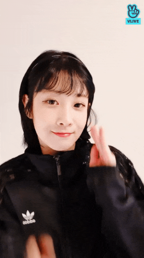 러블리즈 팬들은 잘 어울린다고 하는데 본인은 별로라고 하는 중.jpgif | 인스티즈